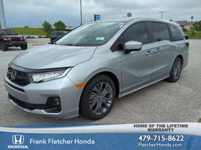 New 2025 Honda Odyssey Touring