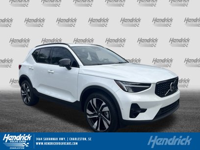 Certified 2024 Volvo XC40 B5 Plus w/ Climate Package