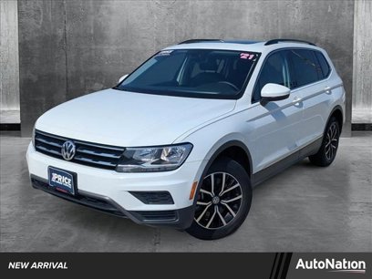 Used 2021 Volkswagen Tiguan SE w/ Panoramic Sunroof Package