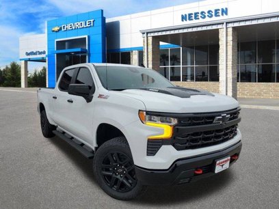 New 2025 Chevrolet Silverado 1500 LT Trail Boss w/ Convenience Package II