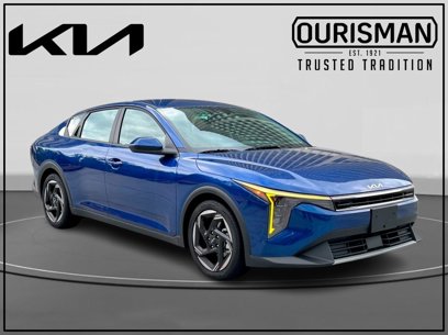 New 2025 Kia K4 EX