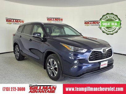 Used 2023 Toyota Highlander XLE