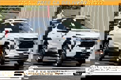 New 2025 Chevrolet Trax LT w/ Driver Confidence Package