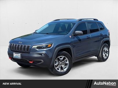 Used 2019 Jeep Cherokee Trailhawk w/ Comfort/Convenience Group