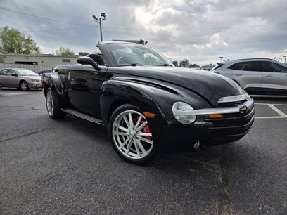 Used 2004 Chevrolet SSR w/ Preferred Equipment Group