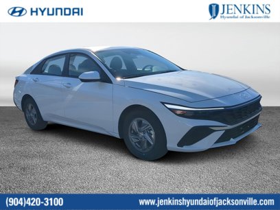 New 2025 Hyundai Elantra SE w/ Cargo Package