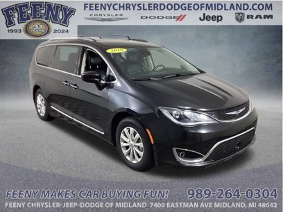 Used 2018 Chrysler Pacifica Touring-L Plus w/ Advanced Safetytec Group