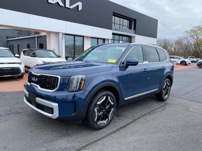 New 2025 Kia Telluride EX w/ EX Captain's Chair Package