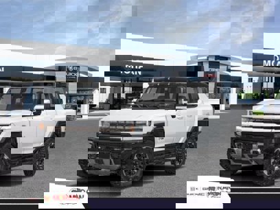 New 2025 GMC Hummer EV 2X w/ LPO, Dark Essentials Package