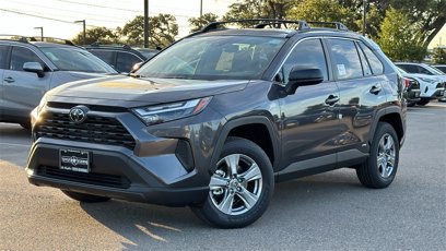 New 2025 Toyota RAV4 LE