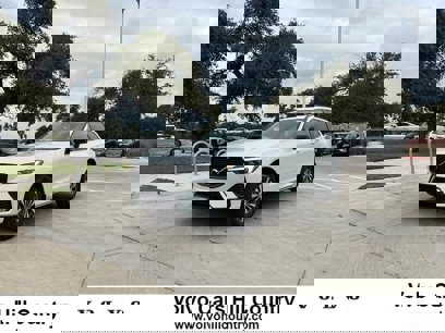 New 2025 Volvo XC60 B5 Core w/ Protection Package Premier