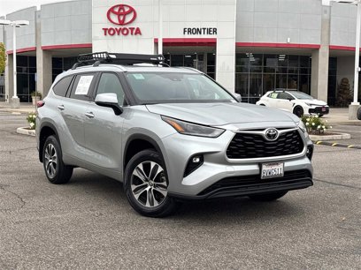 Used 2021 Toyota Highlander XLE