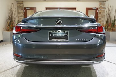 Certified 2024 Lexus ES 300h w/ Premium Package