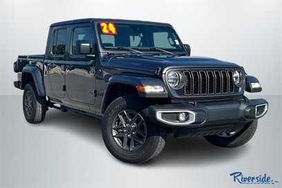 Used 2024 Jeep Gladiator Sport