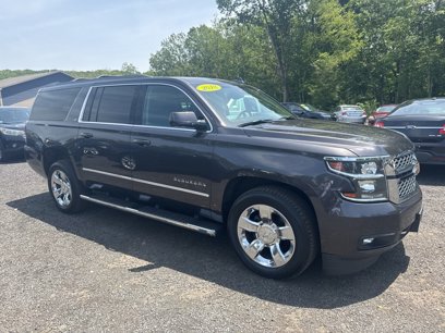 Used 2018 Chevrolet Suburban LT w/ LT Signature Package