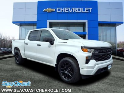 Certified 2022 Chevrolet Silverado 1500 Custom w/ LPO, Dark Essentials Package