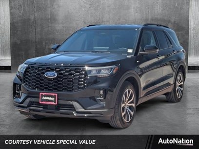 New 2025 Ford Explorer ST-Line w/ Premium Package