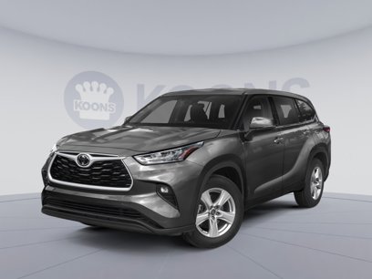 Used 2022 Toyota Highlander LE
