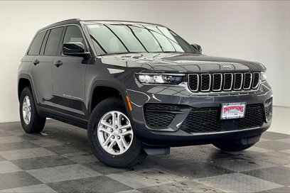 New 2025 Jeep Grand Cherokee Laredo w/ Luxury Tech Group I