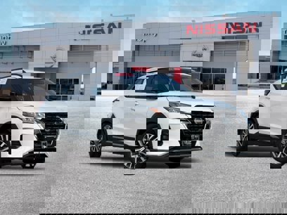 Certified 2023 Nissan Kicks SR
