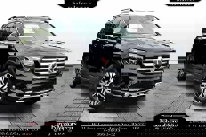 New 2025 Mercedes-Benz GLB 250 4MATIC