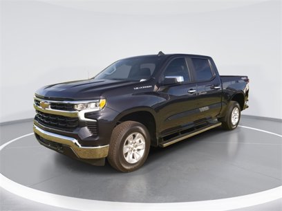 Used 2024 Chevrolet Silverado 1500 LT w/ Convenience Package II