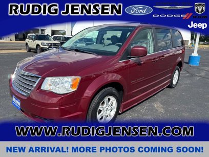 Used 2008 Chrysler Town & Country Touring w/ Trailer Tow Group