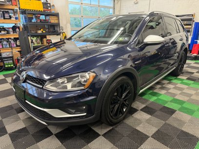 Used 2017 Volkswagen Golf Alltrack SE