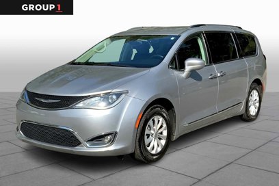 Used 2017 Chrysler Pacifica Touring-L