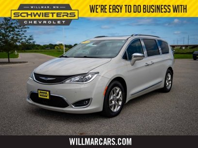 Used 2019 Chrysler Pacifica Limited w/ Advanced Safetytec Group