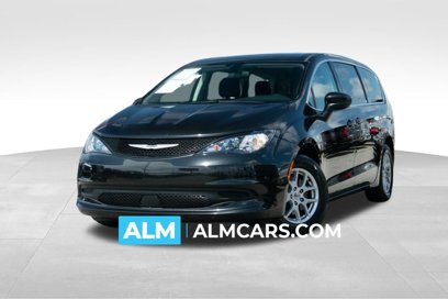 Used 2022 Chrysler Voyager LX