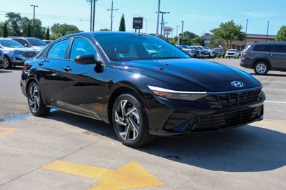 New 2025 Hyundai Elantra Sport