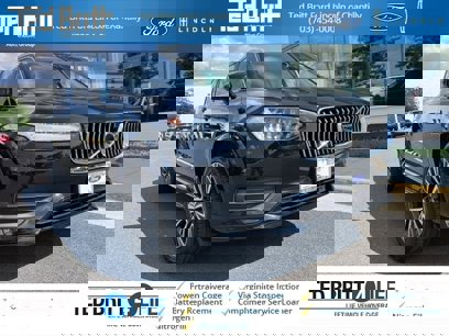 Used 2022 Volvo XC90 T5 Momentum w/ Climate Package