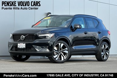 Used 2024 Volvo XC40 B5 Plus w/ Climate Package