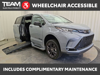 Used 2025 Toyota Sienna XSE