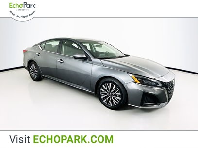 Used 2023 Nissan Altima 2.5 SV
