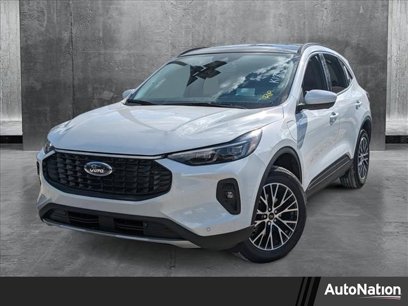 New 2025 Ford Escape SE w/ PHEV Premium Package