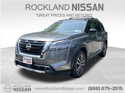 Used 2024 Nissan Pathfinder Platinum