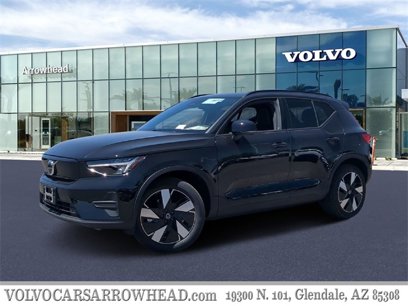 New 2025 Volvo EX40 Core w/ Climate Package