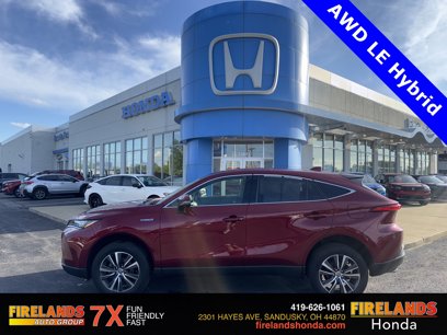 Used 2021 Toyota Venza LE w/ Carpet Mat Package (TMS)