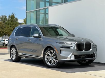 New 2025 BMW X7 xDrive40i w/ Premium Package