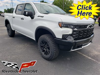 New 2025 Chevrolet Silverado 1500 ZR2 w/ Technology Package