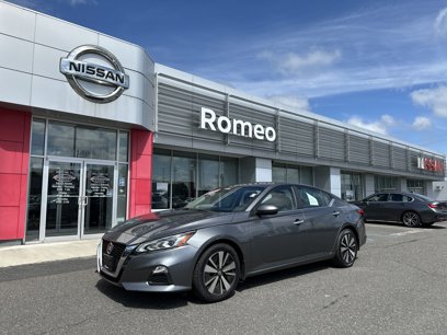 Certified 2022 Nissan Altima 2.5 SV