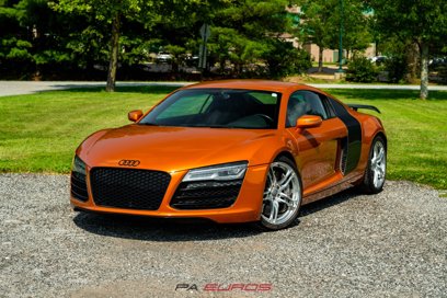 Used 2014 Audi R8 V8 w/ Ceramic Brake Package