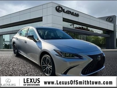 New 2025 Lexus ES 300h w/ Premium Package