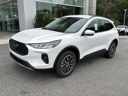 New 2025 Ford Escape SE