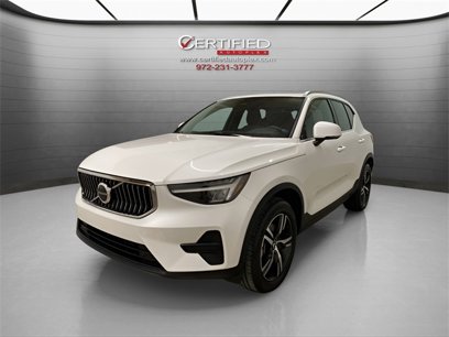 Used 2025 Volvo XC40 B5 Core