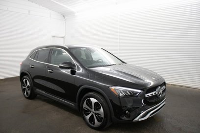 New 2025 Mercedes-Benz GLA 250