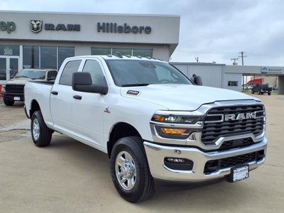 New 2025 RAM 2500 Tradesman w/ Chrome Appearance Group