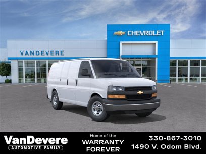 New 2025 Chevrolet Express 3500 w/ Driver Convenience Package